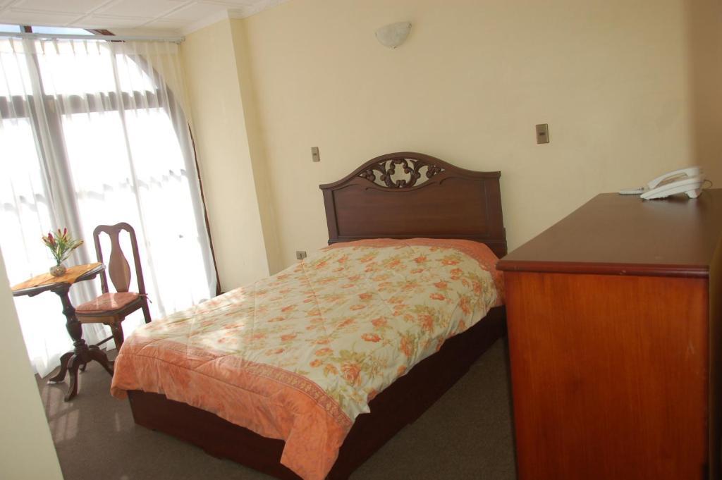 Hostal Tukos La Casa Real Potosí Room photo