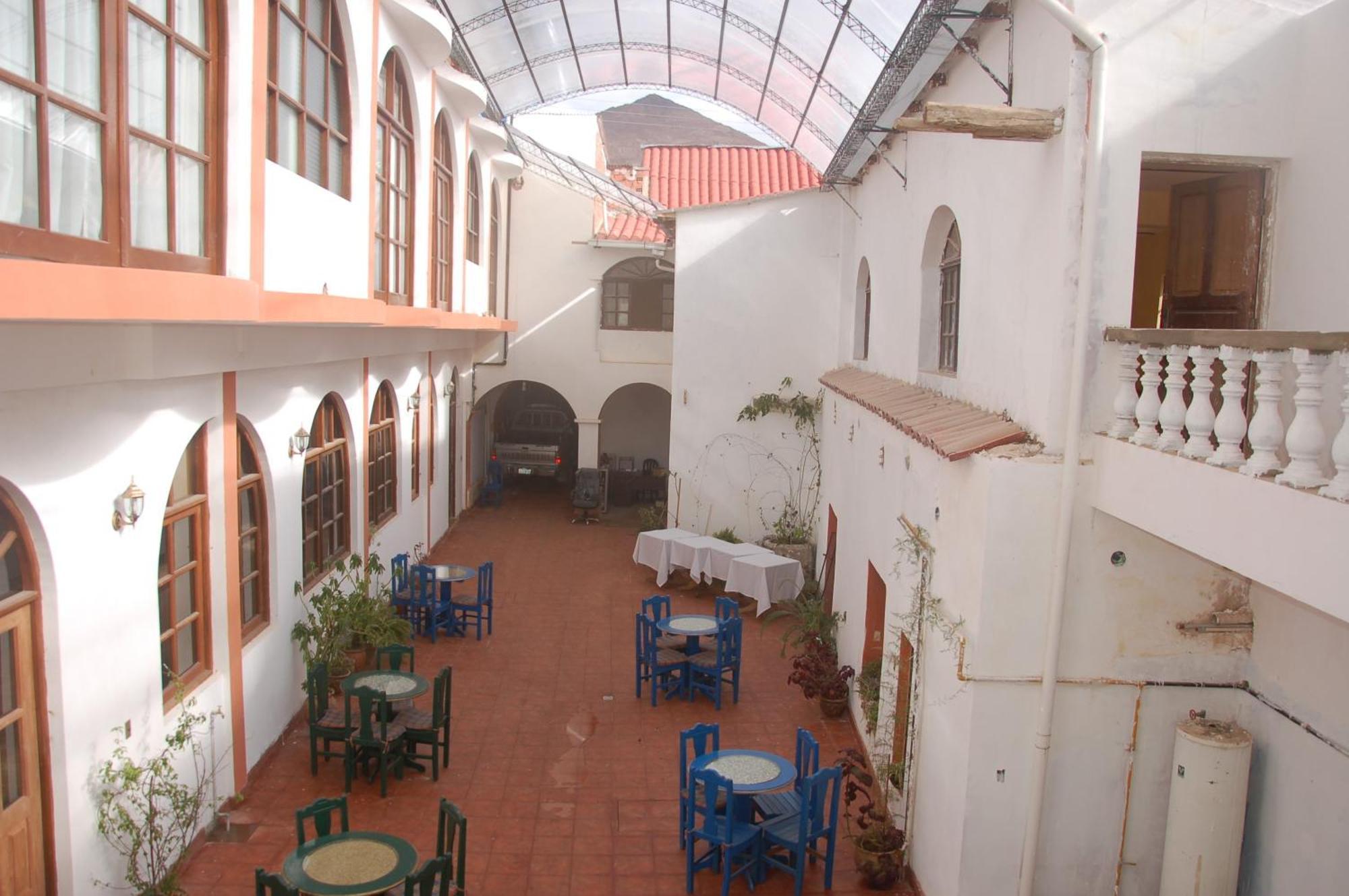 Hostal Tukos La Casa Real Potosí Exterior photo
