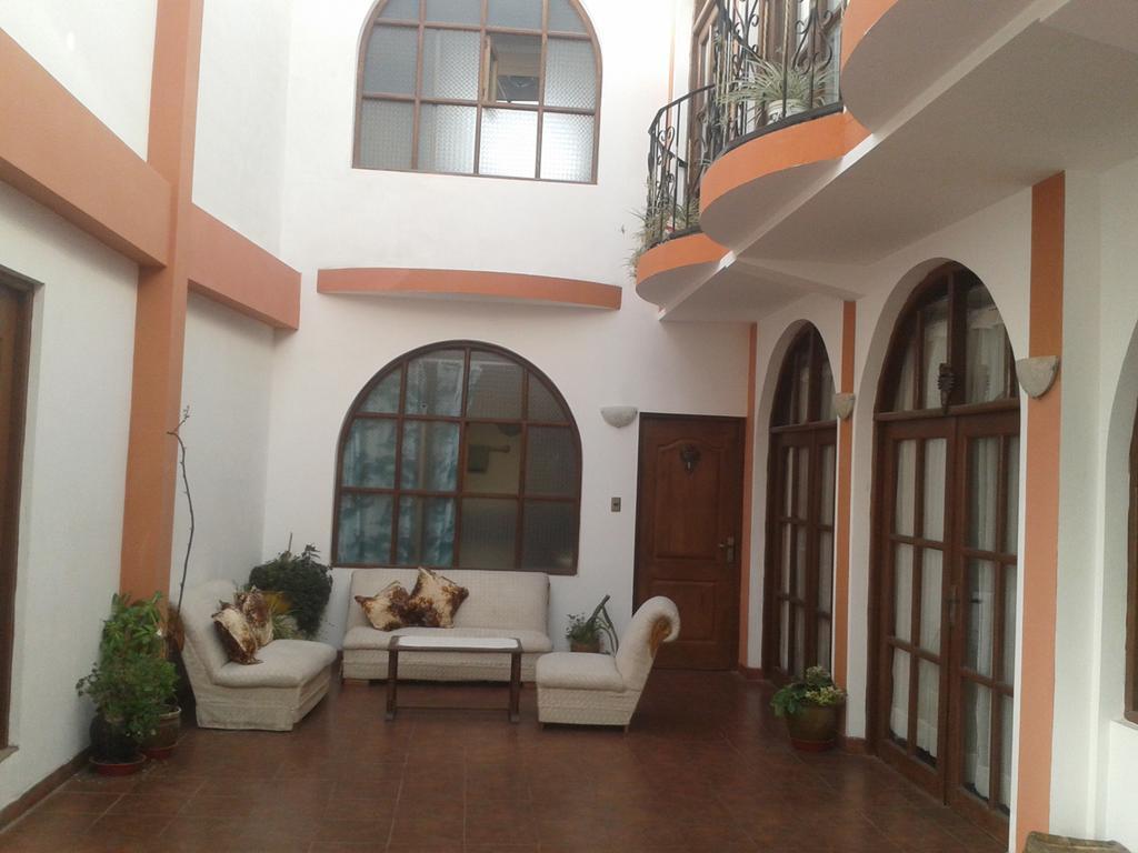 Hostal Tukos La Casa Real Potosí Exterior photo